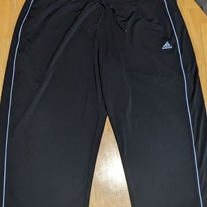 Women's Adidas Capri pants size xl